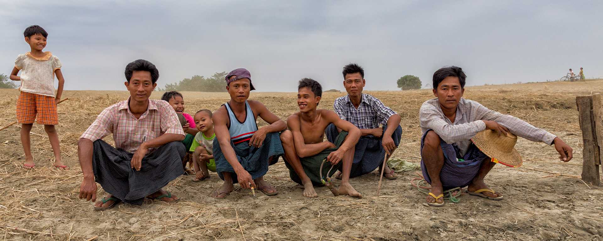 Myanmar_Ayeyarwaddy-River_Yandabo_Yandabo-End-of-working-day-89047-1920×768